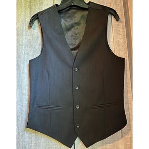 Teenager black vest
